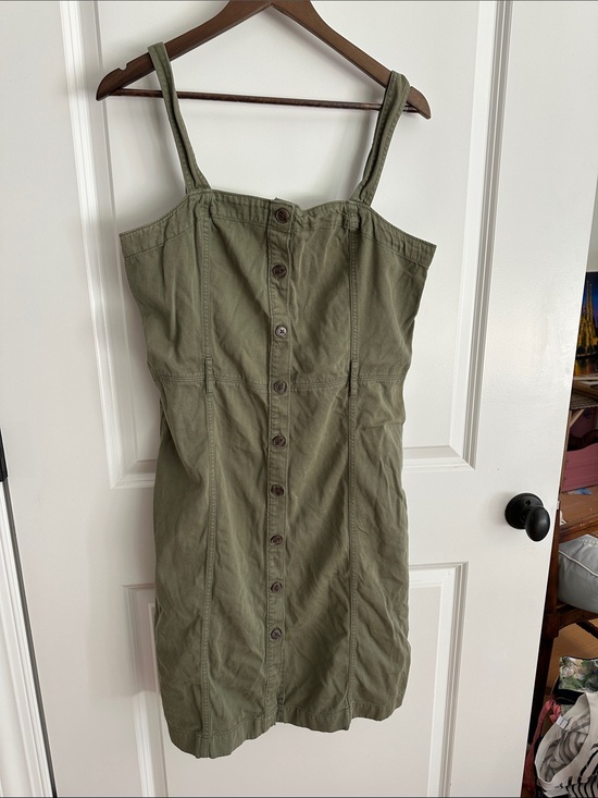 GAP Dresses & Skirts - GAP Olive Button-Front Midi Dress